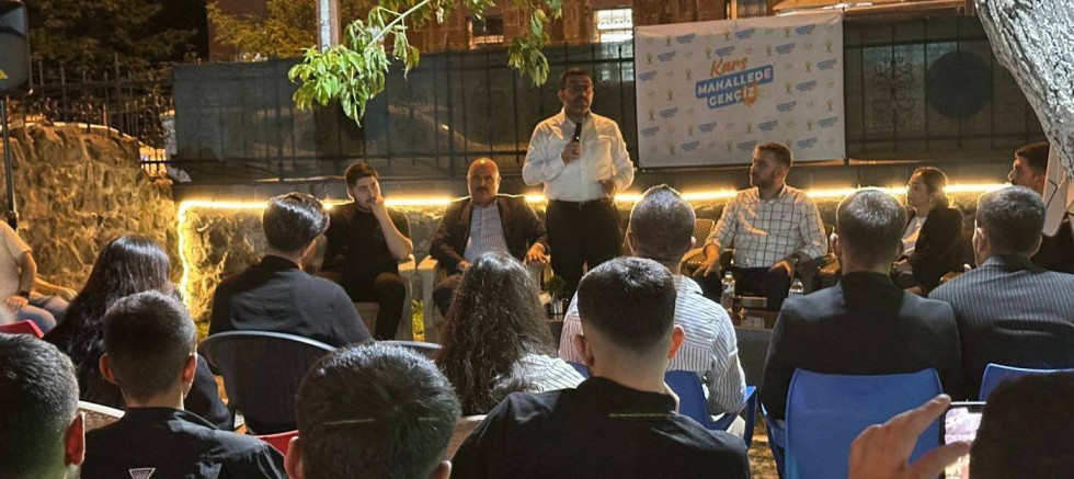 Kars’ta Gençlik Buluşması: Adem Çalkın Gençlerle Bir Araya Geldi