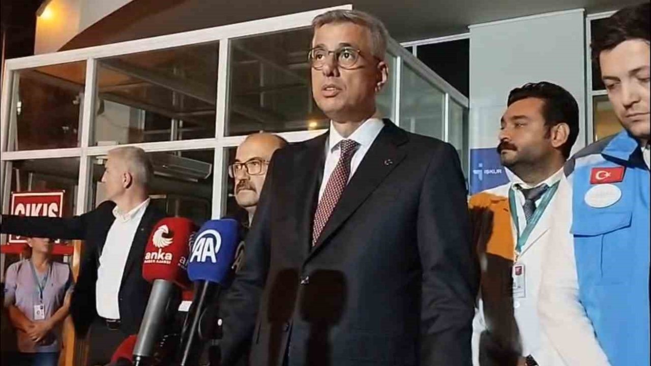 Sağlık Bakanı Memişoğlu deprem bölgesinde