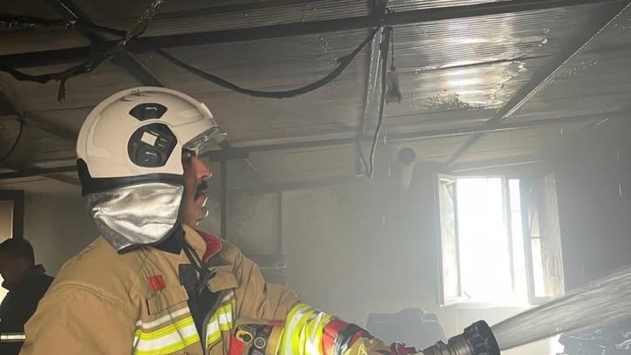 Samandağ’da ev yangını