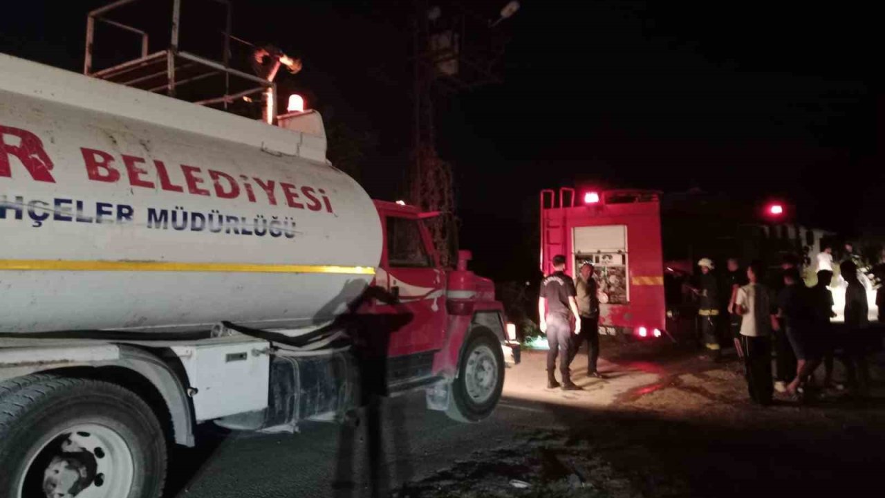 Kemer’de trafo yangını