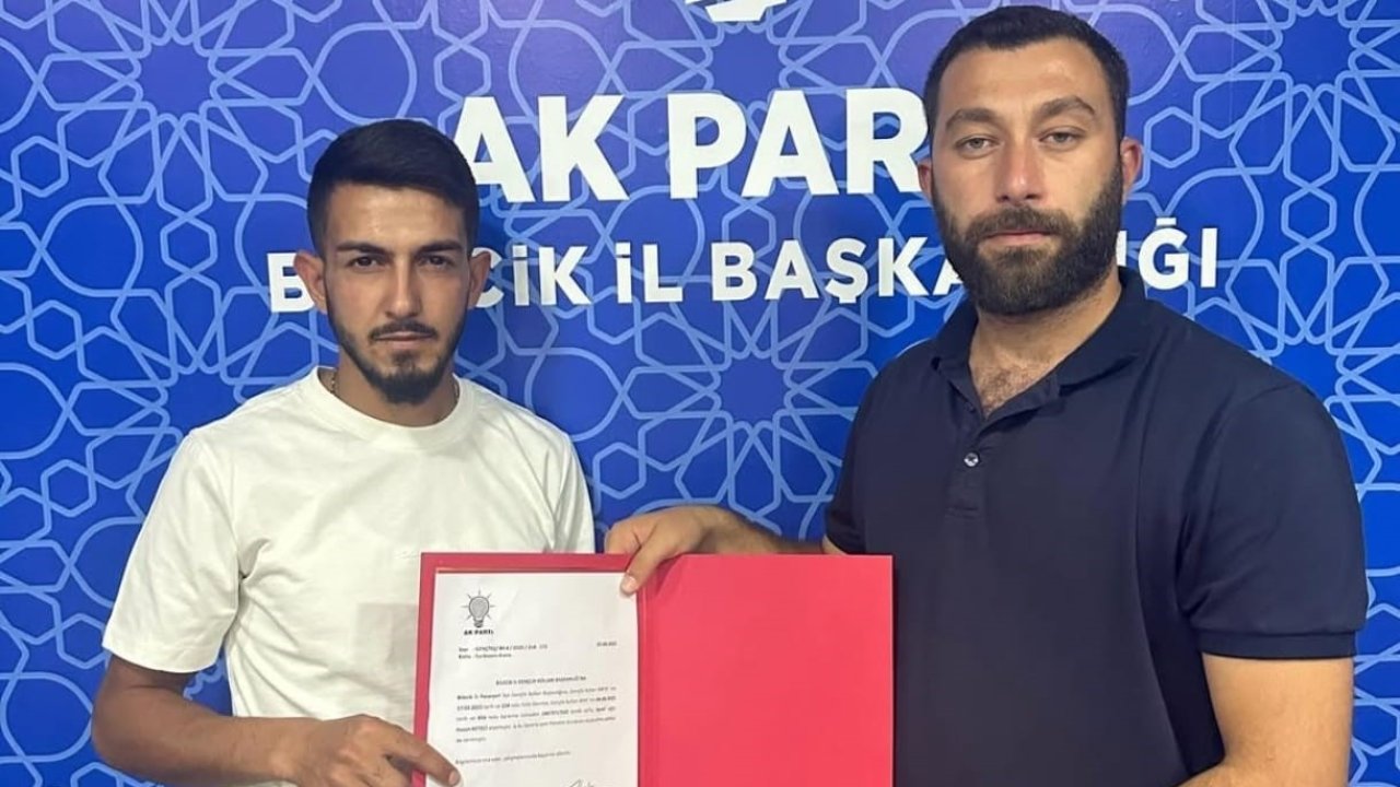 AK Parti Pazaryeri’nde bayrak değişimi