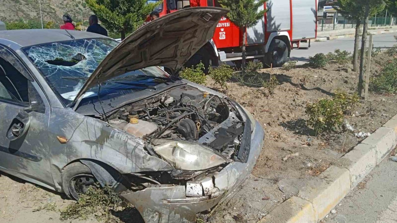 Çorum’da otomobil takla attı: 2 yaralı