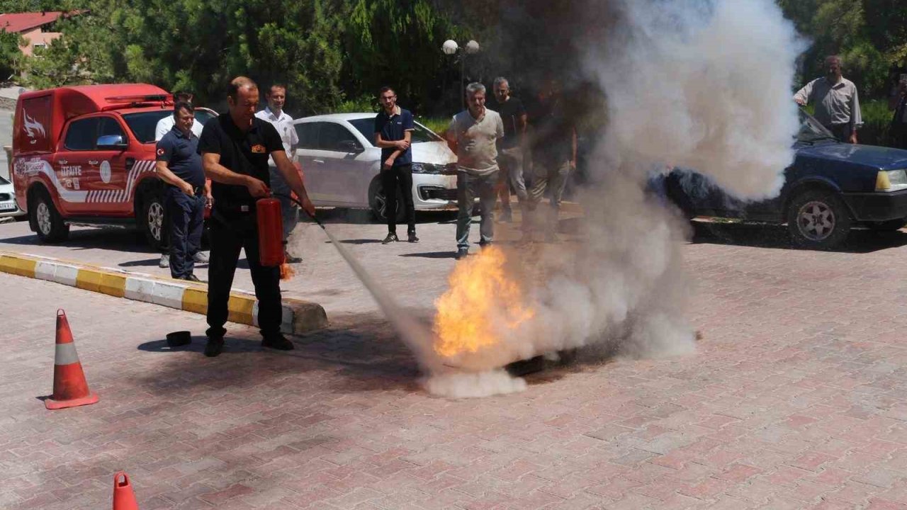 Darende’de afet farkındalık eğitimi ve yangın tatbikatı gerçekleştirildi
