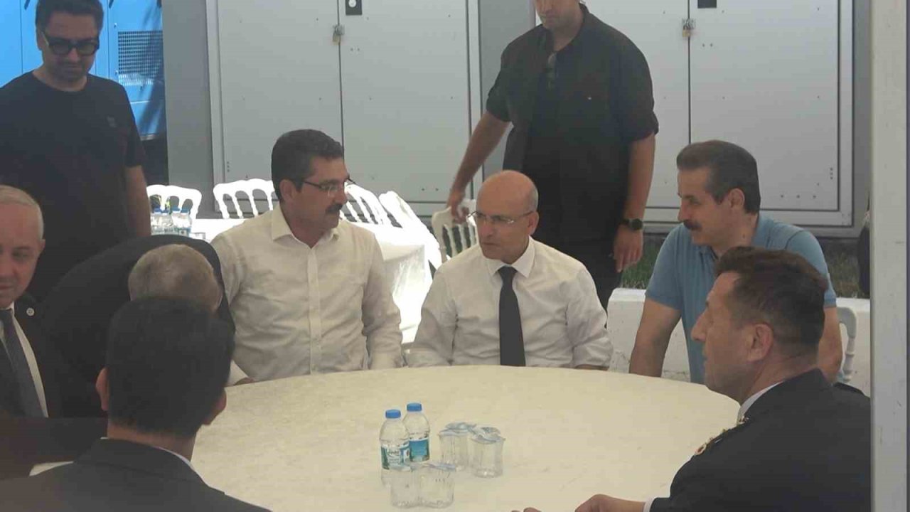 Bakan Şimşek, taziyeleri kabul etti