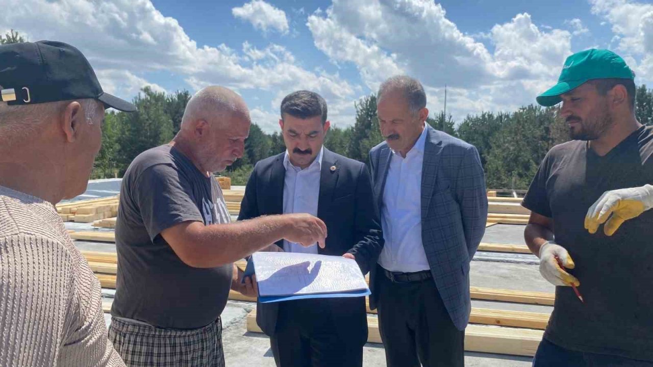 Kütük Evin yapımı hızla devam ediyor