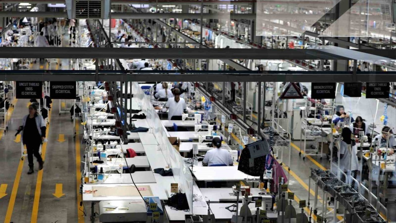 Sanayi üretimi yıllık yüzde 8,3 arttı