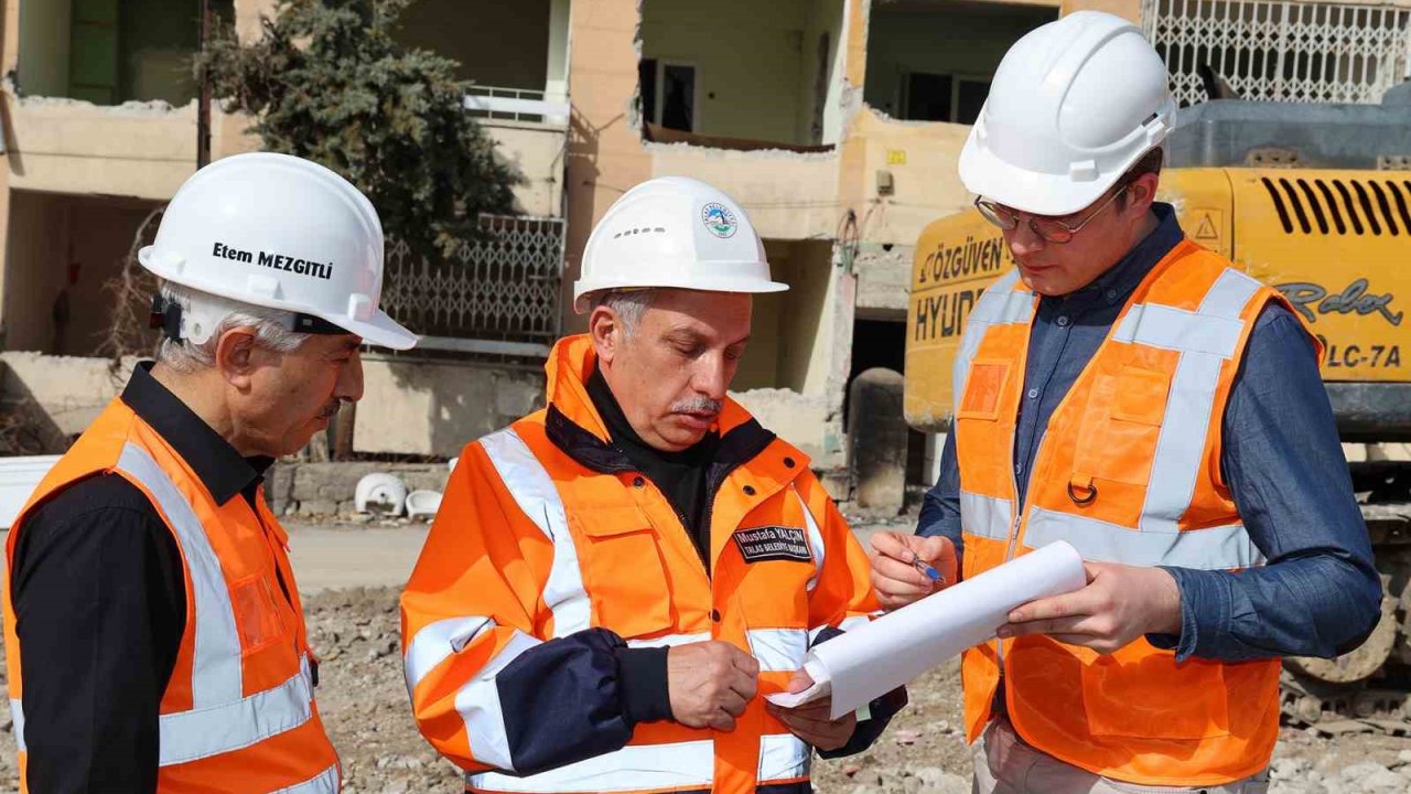 Talas’ta kentsel dönüşüm hız kesmeden sürüyor