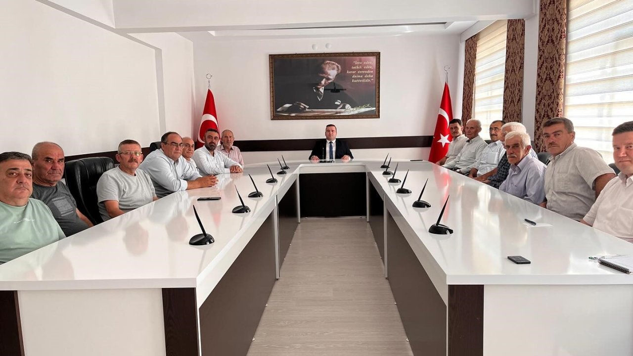 Kaymakam Ünal, muhtarlarla bir araya geldi