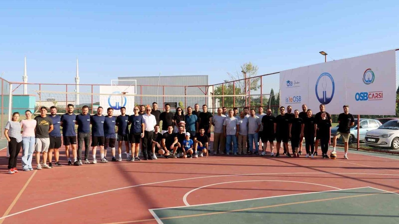 Kütahya OSB’de Voleybol Turnuvası sona erdi