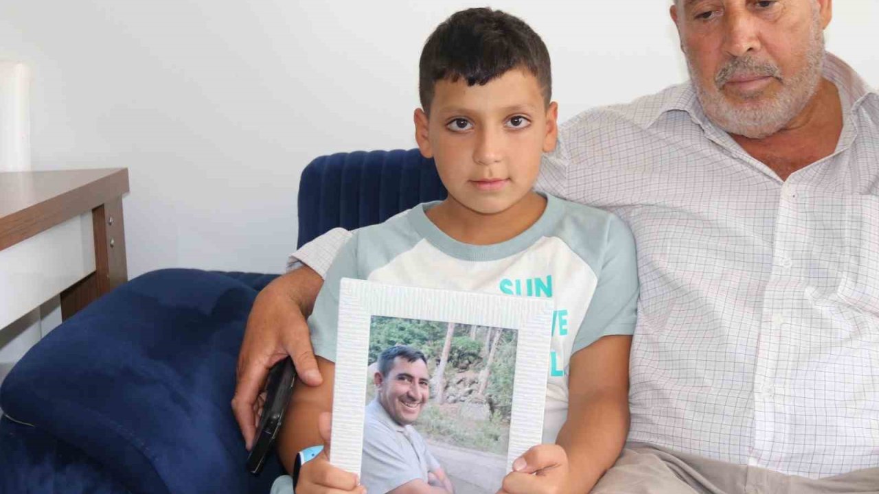 Şehit Eyüp Dereli’nin oğlu da babası gibi ormanda çalışmak istiyor