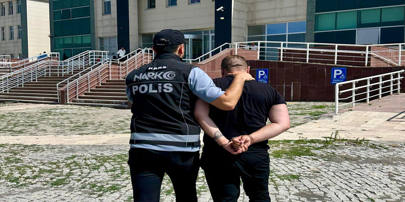 Kars Polisi uyuşturucuya geçit vermiyor!