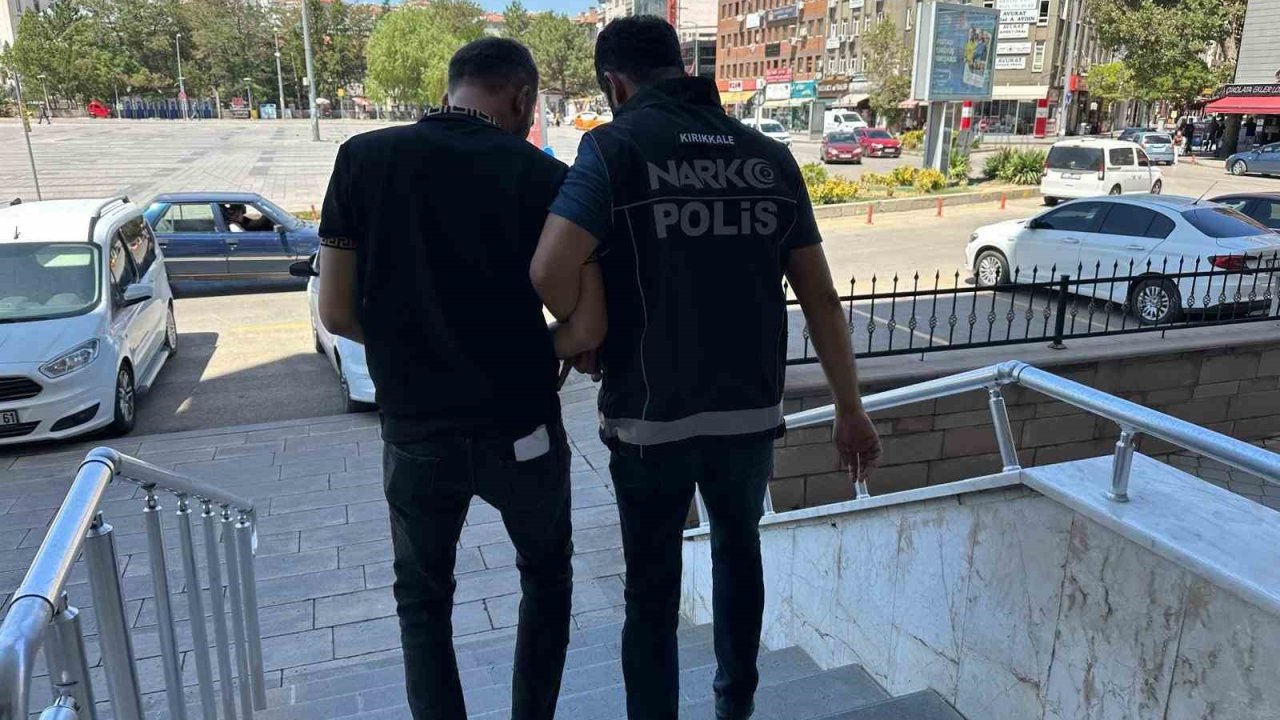 Kırıkkale’de uyuşturucu suçundan aranan firari yakalandı