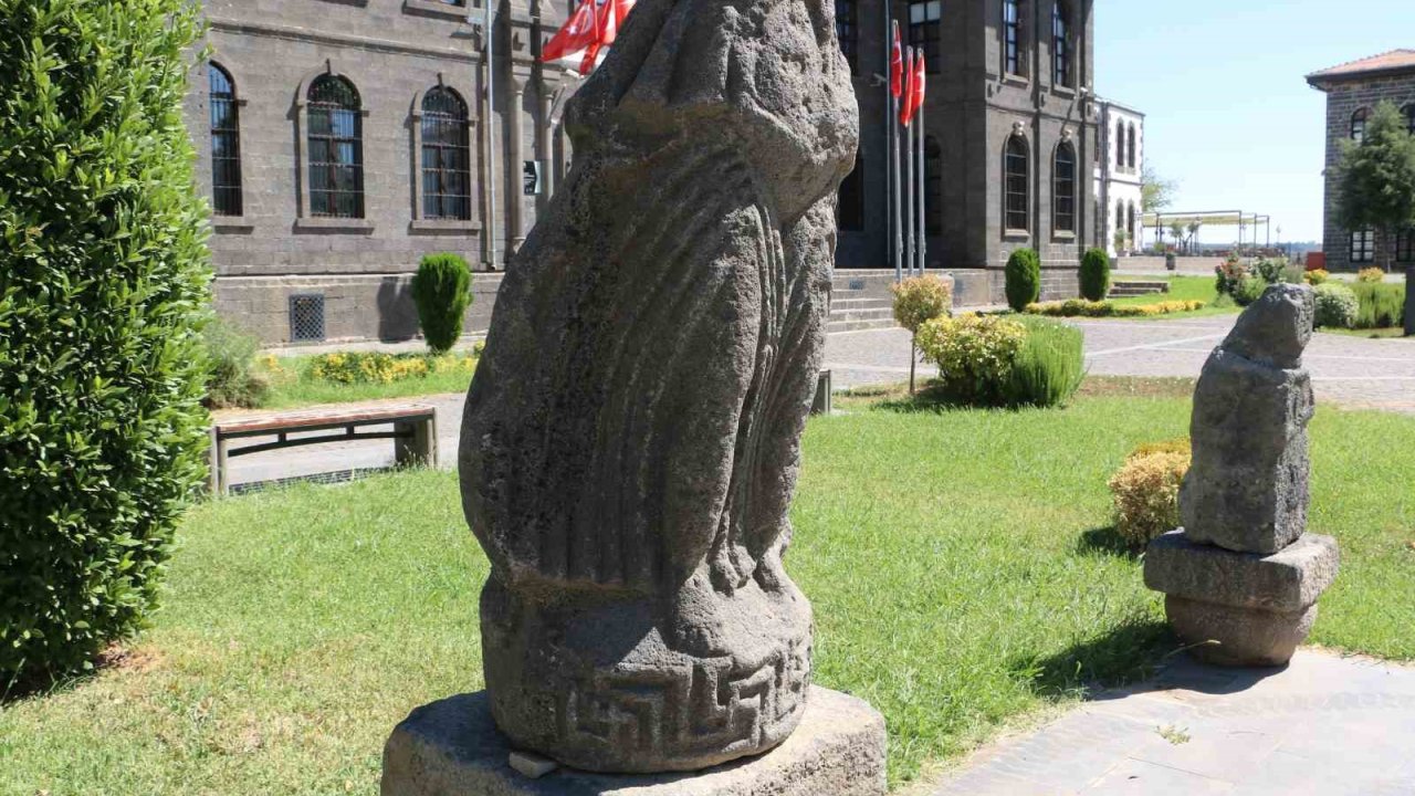 Diyarbakır Müzesi’nde 3 kıymetli eser ilk kez kalıcı olarak sergilendi