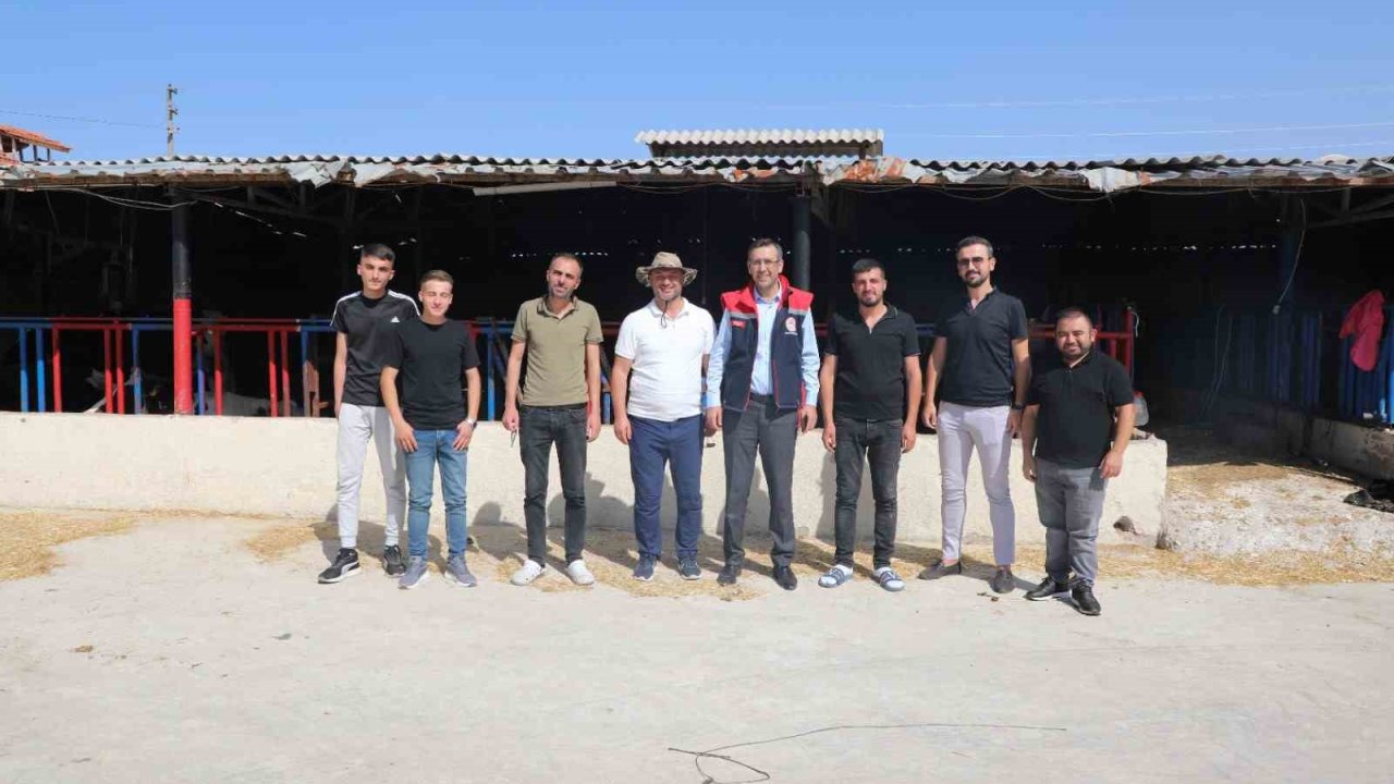 Uşak’ta üreticilere ari işletme bilgilendirmesi,