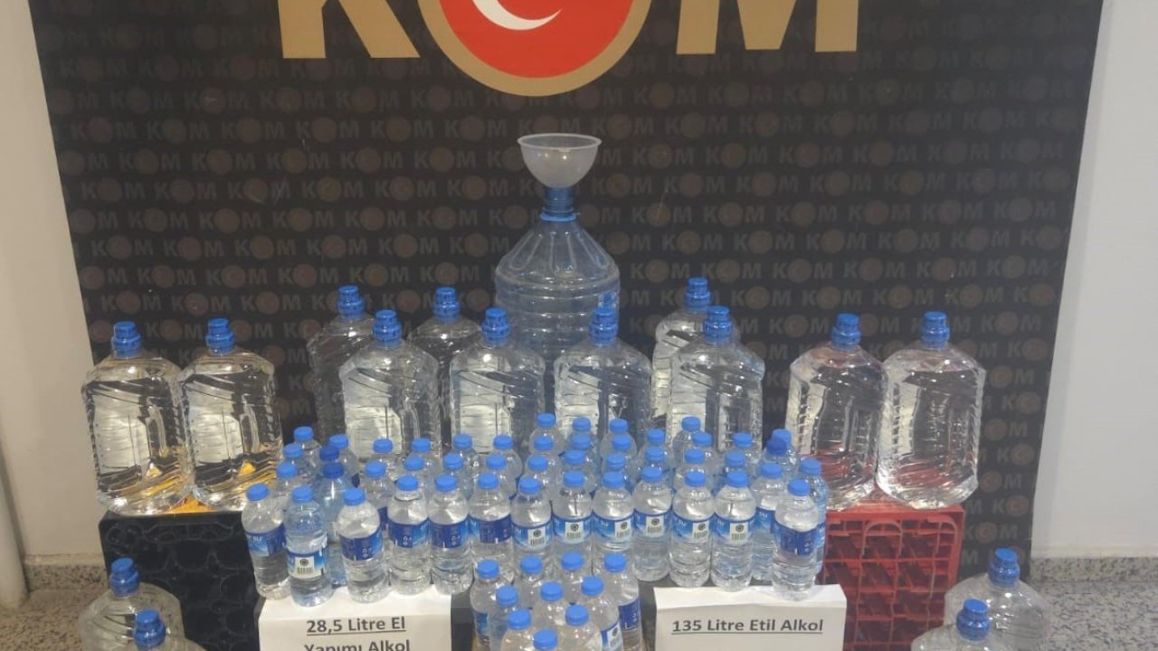 Sivas’ta el yapımı alkol operasyonu: 125 litre etil alkol ele geçirildi