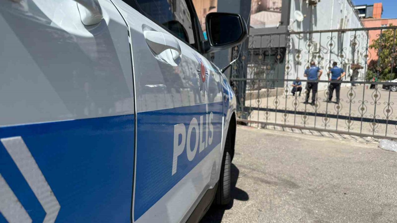 Diyarbakır’da eski eşinin ailesi tarafından silahlı saldırıya uğrayan şahıs yaralandı