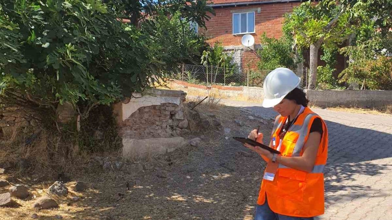 BARÜ’den deprem bölgesindeki hasar tespit çalışmalarına destek