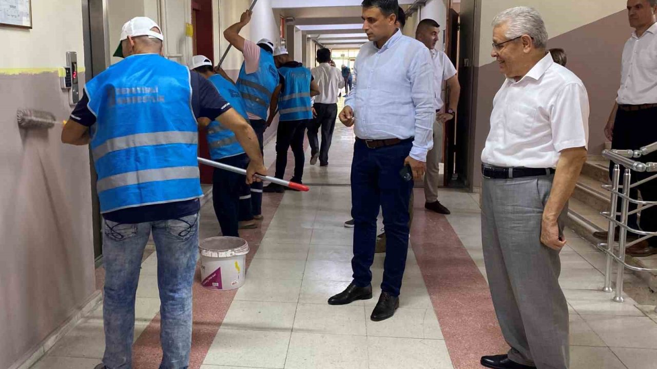 Yükümlülerden eğitime anlamlı destek