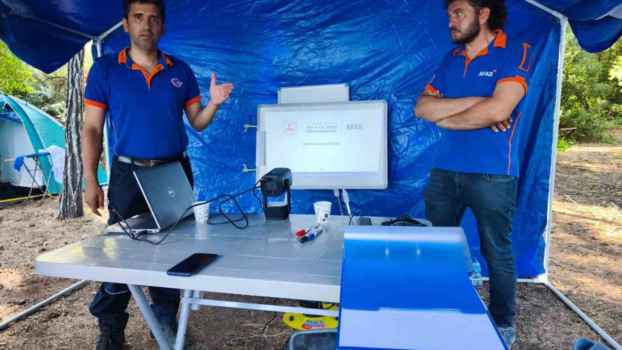 Muğla AFAD’dan Çubucak’ta 1 haftalık kampçılık eğitimi