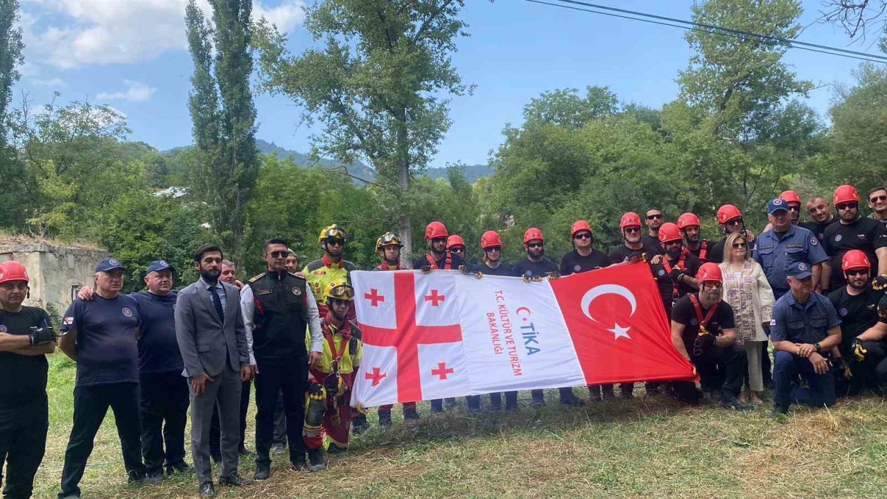 Konya İtfaiyesi, TİKA iş birliğiyle Gürcistan’da "Doğada Arama Kurtarma Eğitimi" düzenledi