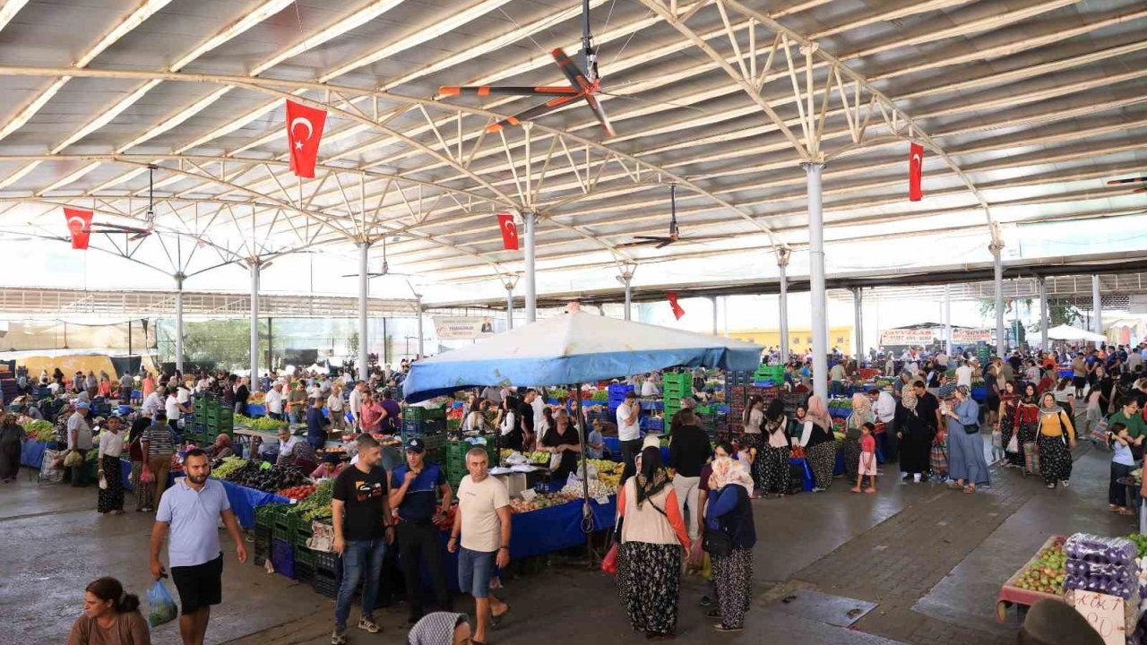 Başkan Kaya’dan Cuma Pazarı’na serinleten dokunuş