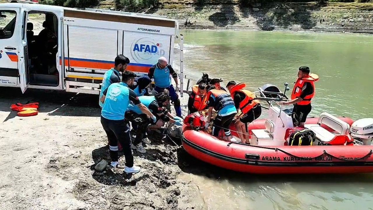 UMKE ve AFAD’dan nefes kesen suda boğulma tatbikatı