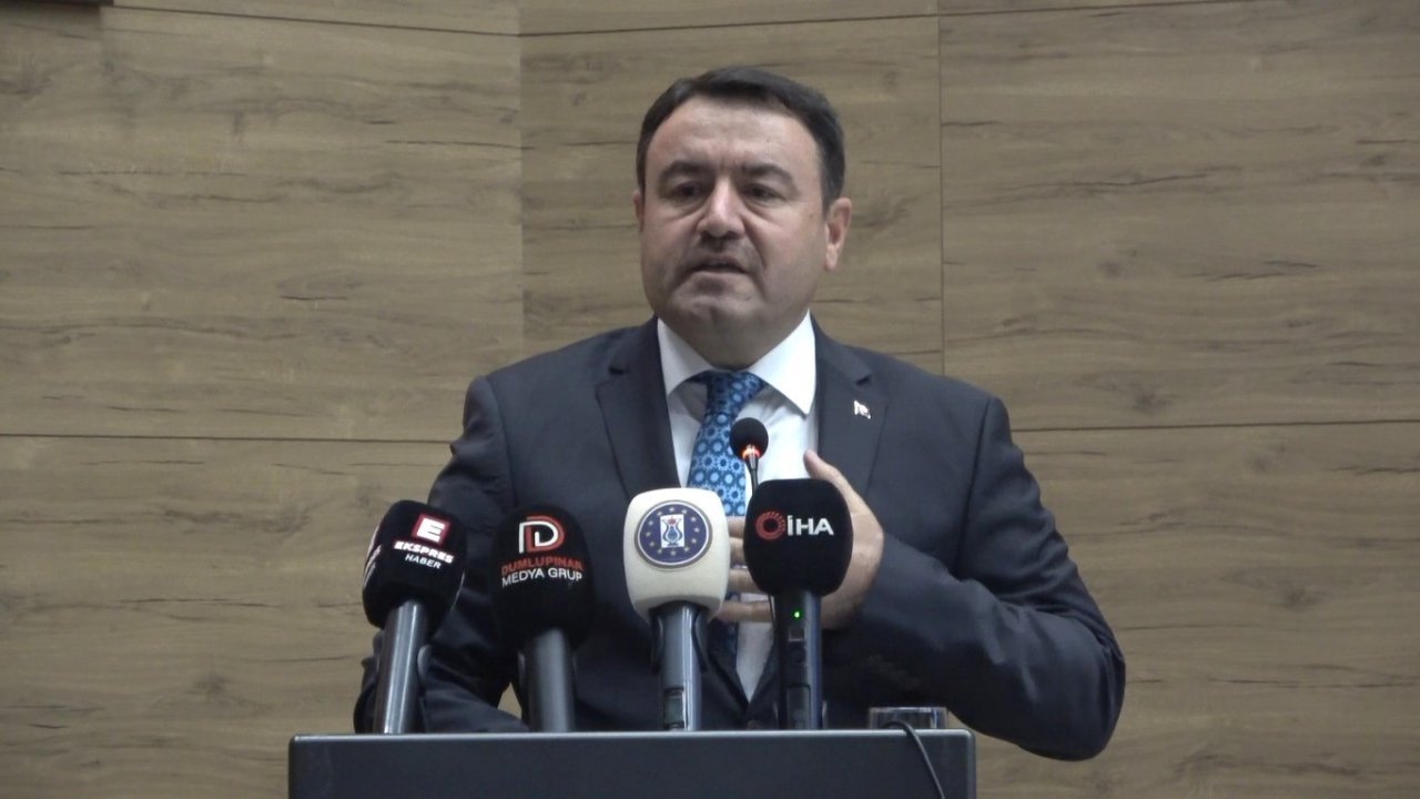 Kütahya Valisi Musa Işın’dan deprem uyarısı: "Ruhsatsız yapıya izin vermeyeceğiz"