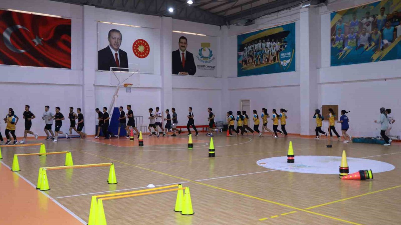 Gençler polis olmak için Haliliye’de ter döküyor