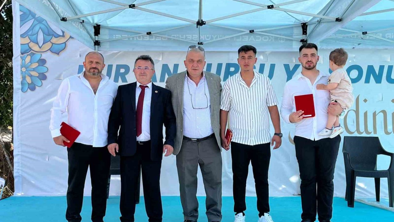 Kur’an kursunu bitiren öğrencilere bisiklet sürprizi