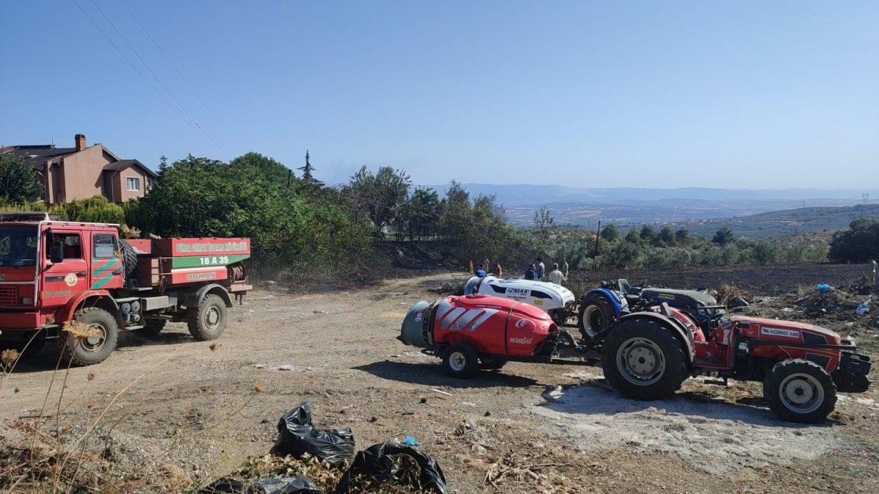 Mudanya’da çöplük yangını büyümeden söndürüldü