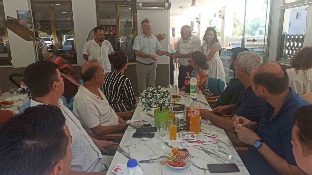 Didim’de görev yeri değişen şube müdürlerine veda yemeği