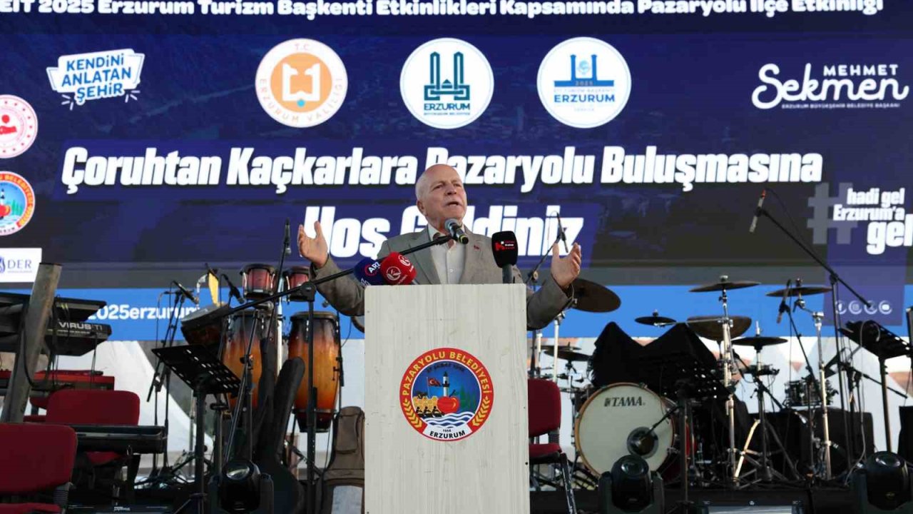 Başkan Sekmen: "Kentsel dönüşümde ülkemizde rol modeliyiz"