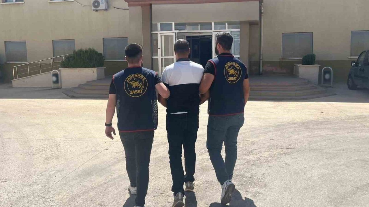 Hırsızlık suçundan kesinleşmiş hapis cezasıyla aranan şahıs yakalandı