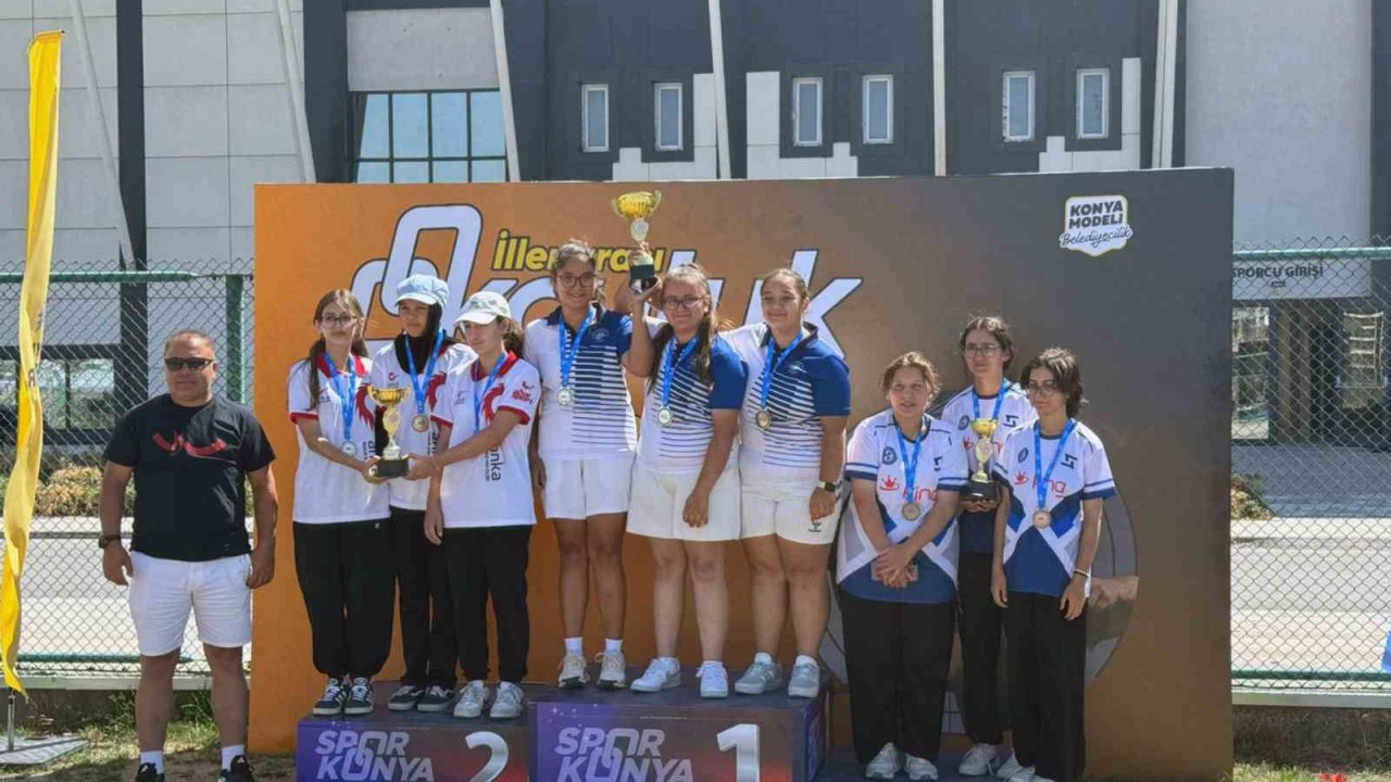 Büyükşehir Okçuları Konya’da hedefleri 12’den vurdu