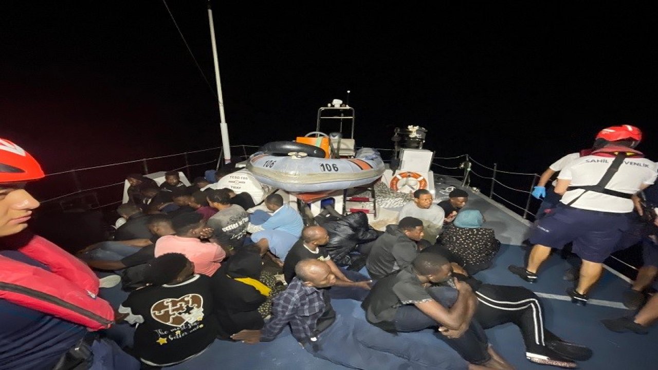 Bodrum’da 35 düzensiz göçmen kurtarıldı