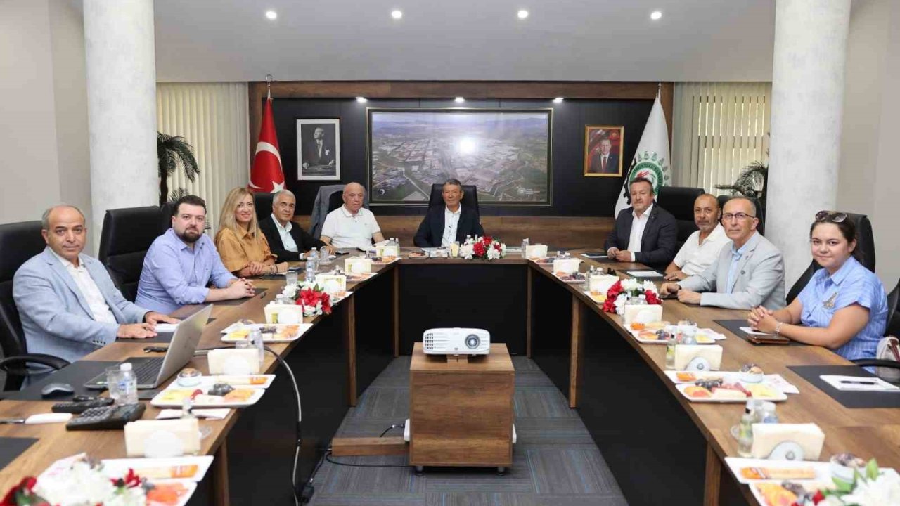 Moda ve Hazır Giyim Federasyonu ve DETGİS’den Denizli OSB’ye önemli ziyaret