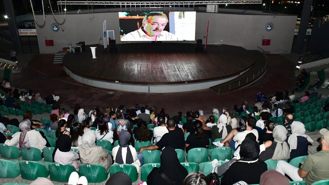 Kestel’de açık hava sinema keyfi tüm hızıyla sürüyor