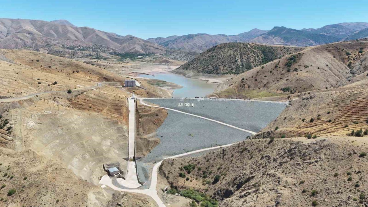 Elazığ Belediyesi’nden kalıcı su hamlesi