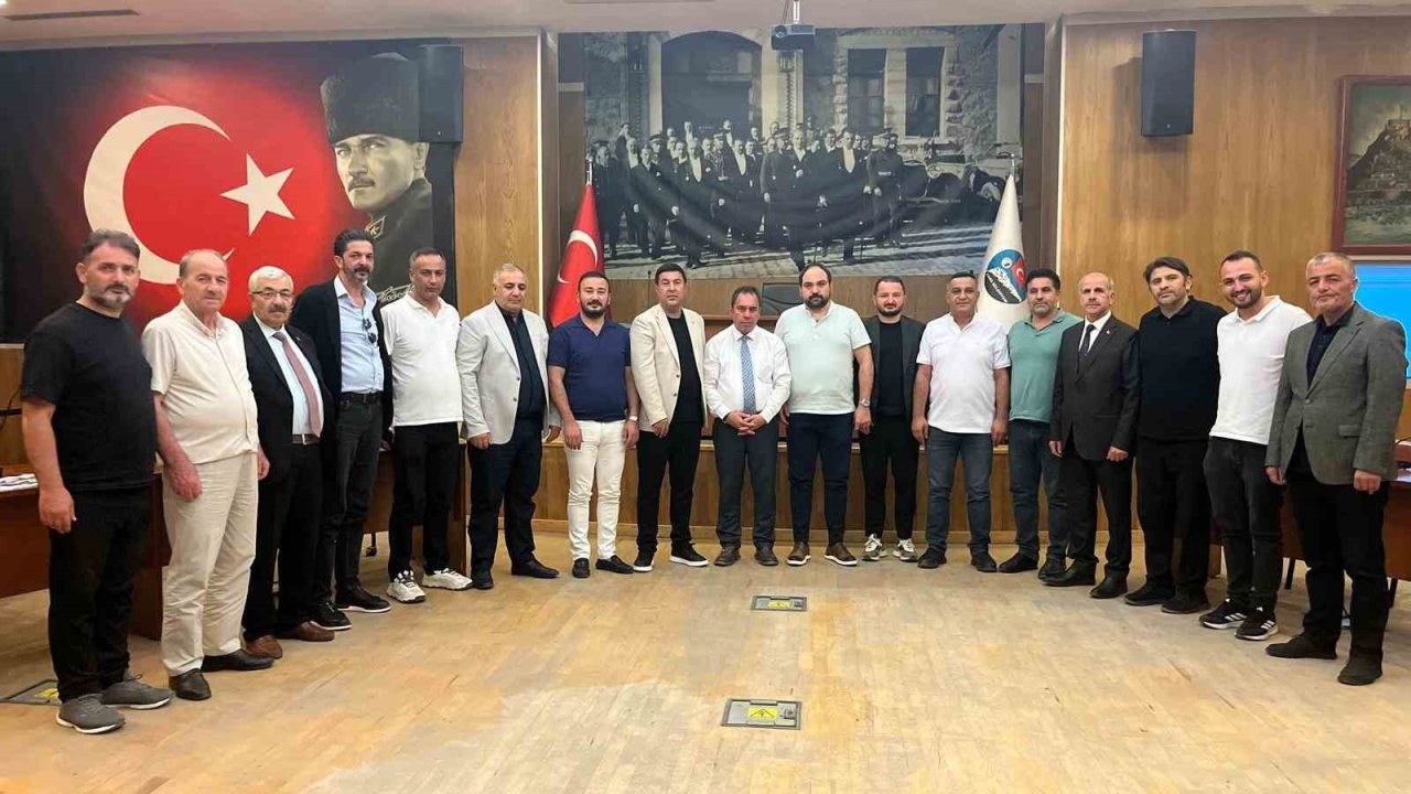 Kars 36 Spor’a destek çığ gibi büyüyor