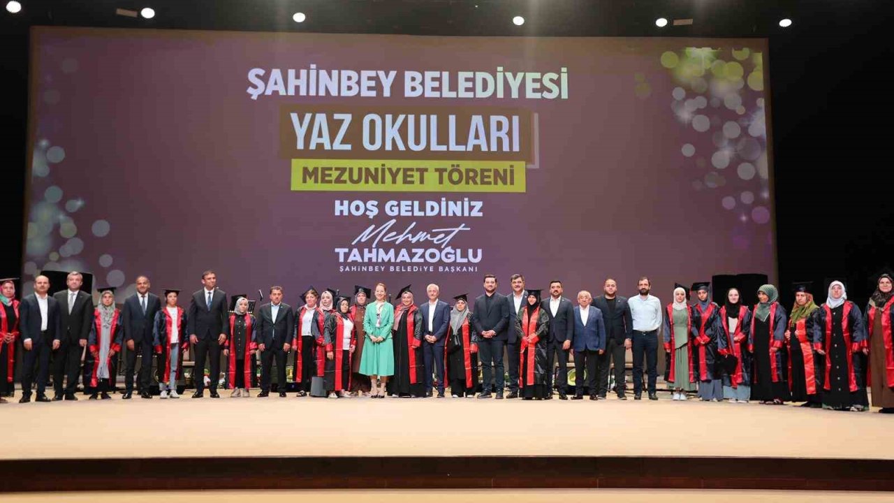Şahinbey Belediyesi yaz okulu mezuniyet töreni düzenlendi
