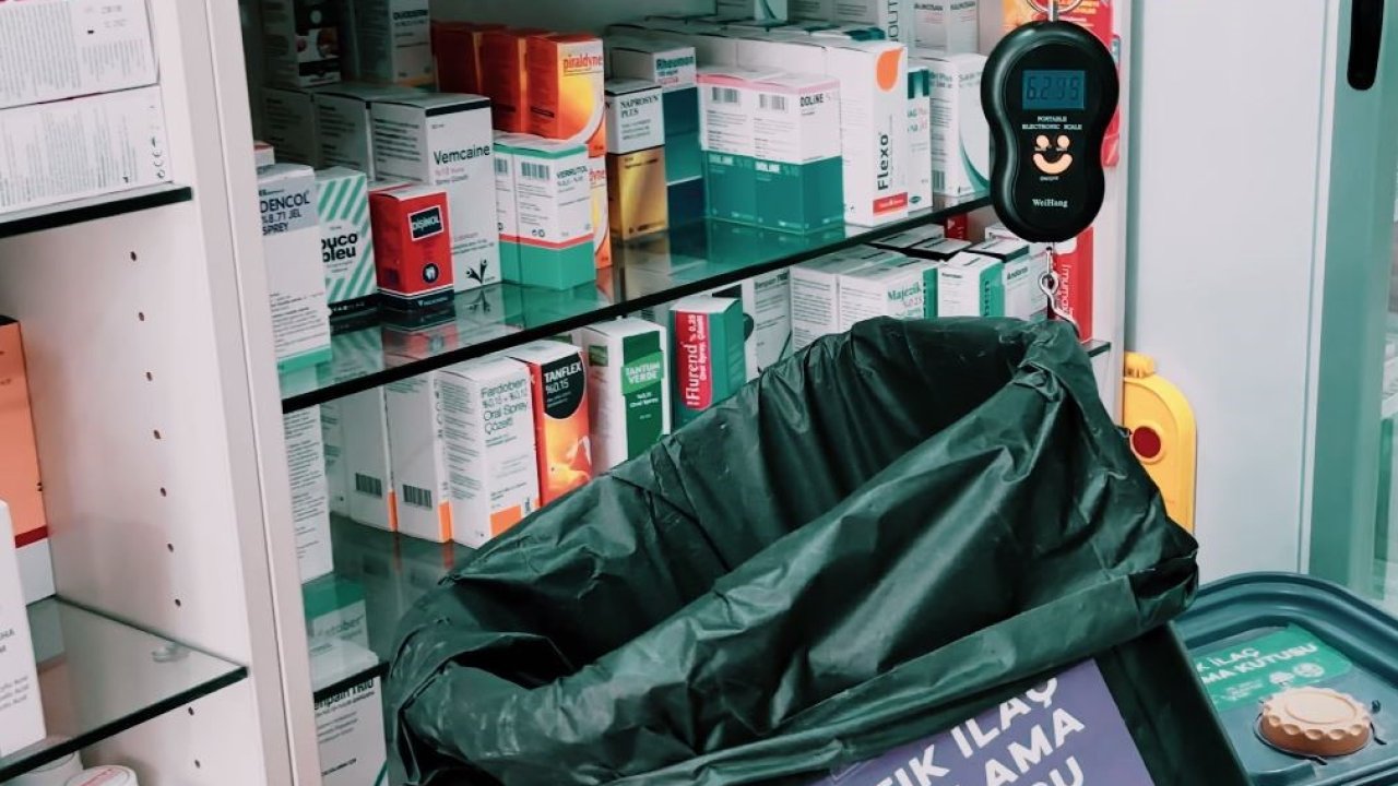 Beşiktaş’ta "Dönüştür Kazan" uygulamasıyla katı atıklar doğadan uzaklaştırılıyor