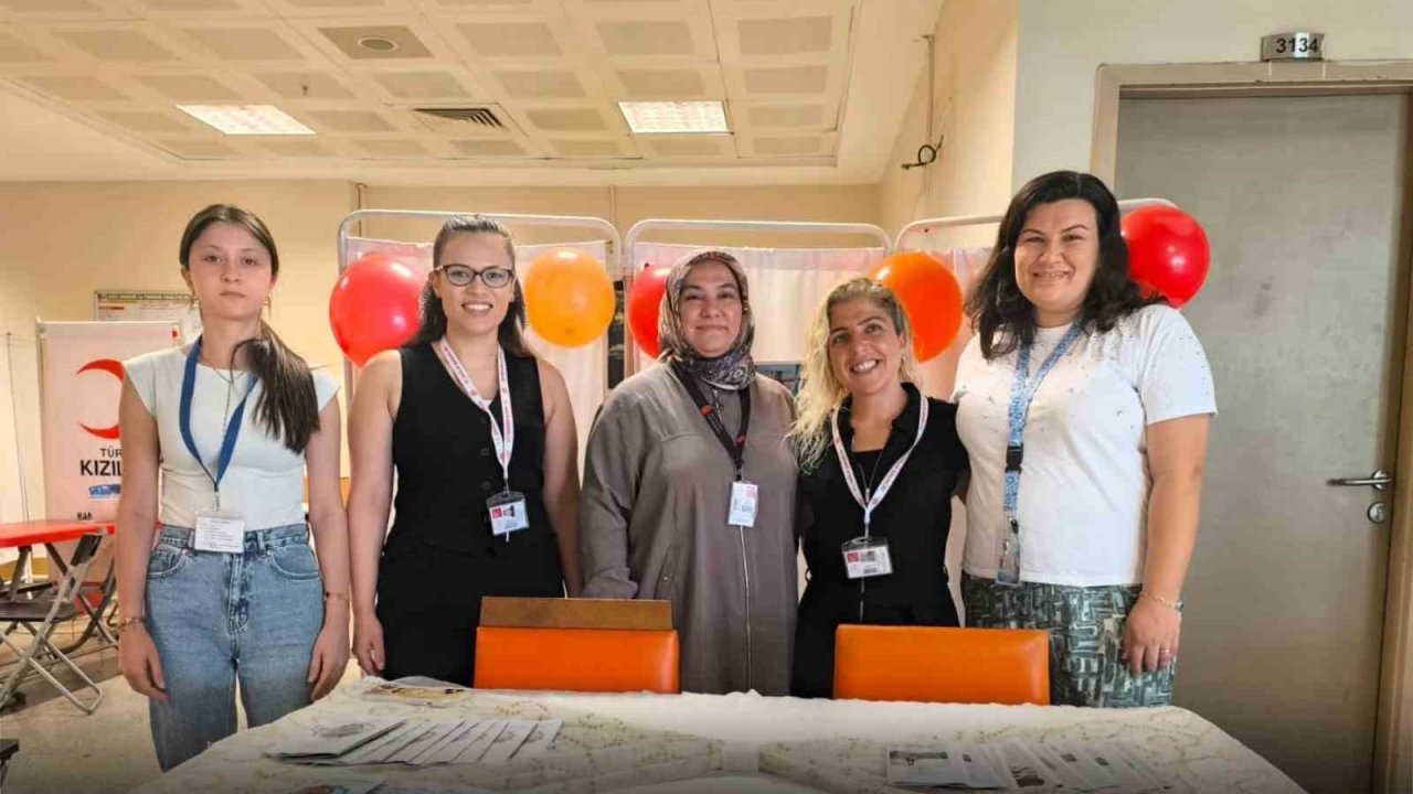 Nazilli Devlet Hastanesi’nde aşırı sıcaklara karşı vatandaşlar bilgilendirildi