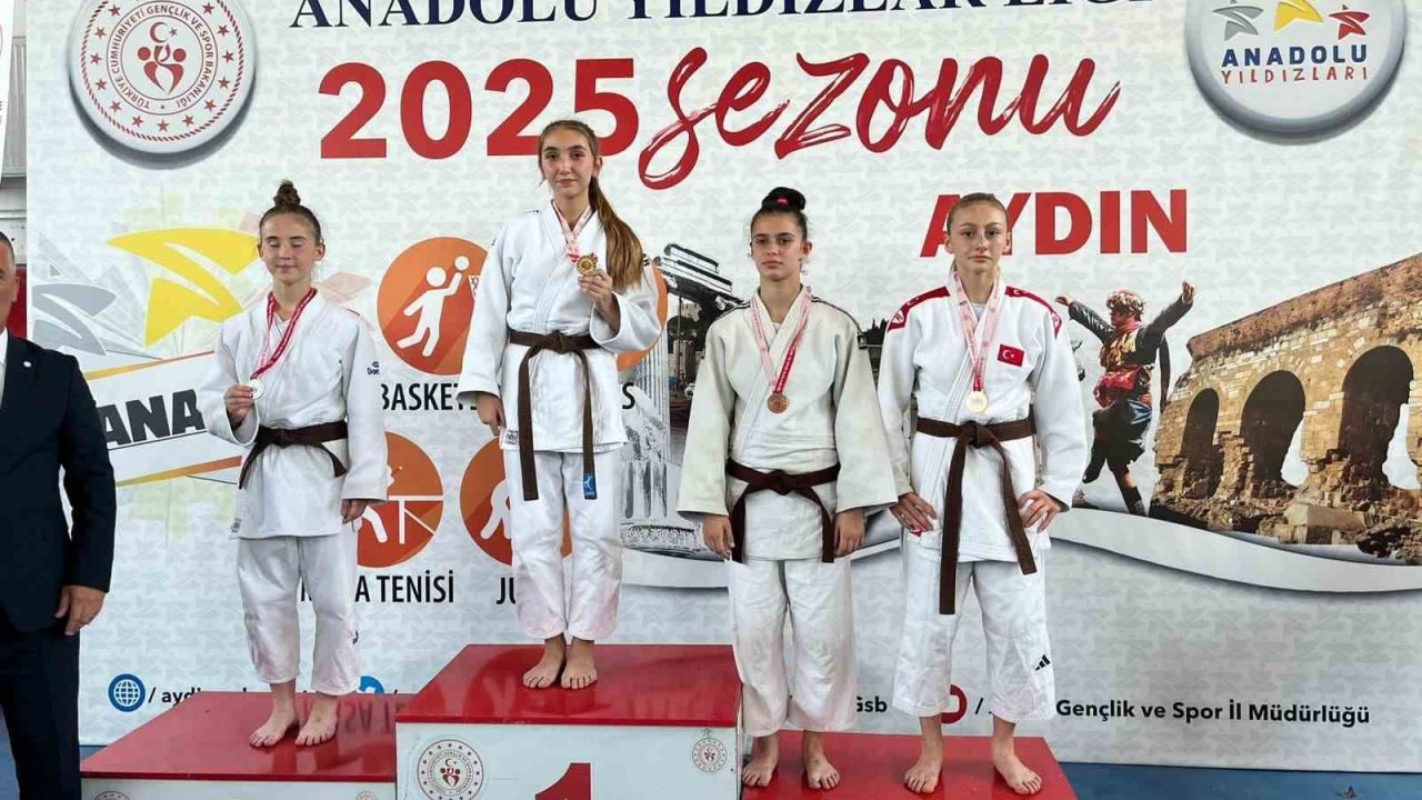 Düzce’nin Judocuları Türkiye üçüncüsü oldu