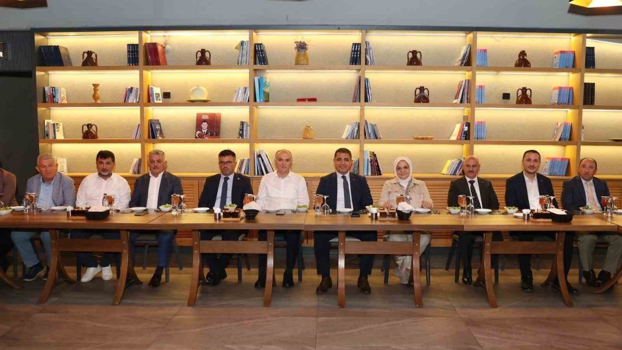 İl Müdürü İsa Yazıcı’ya veda yemeği