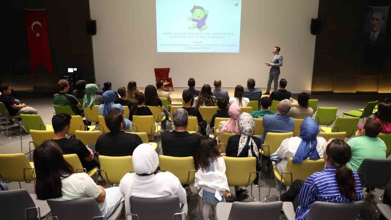 Eğitim Bilimci Paşayev eğitimcilere etkili öğretme yöntemlerini anlatacak