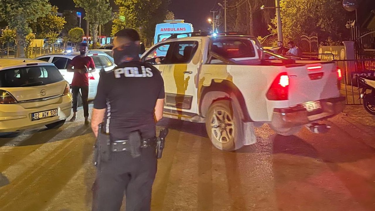 Araç park kavgasında 5 kişi yaralandı