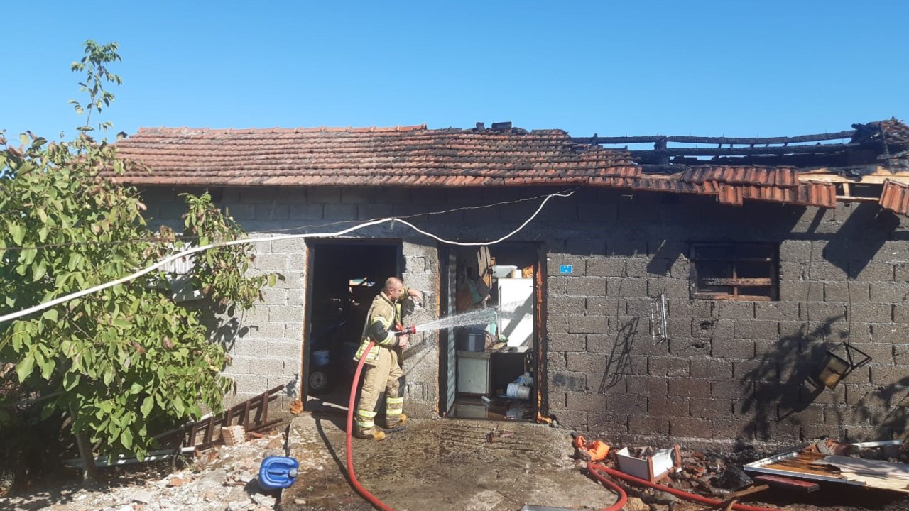 Gönen’de dam yangınına müdahale edildi