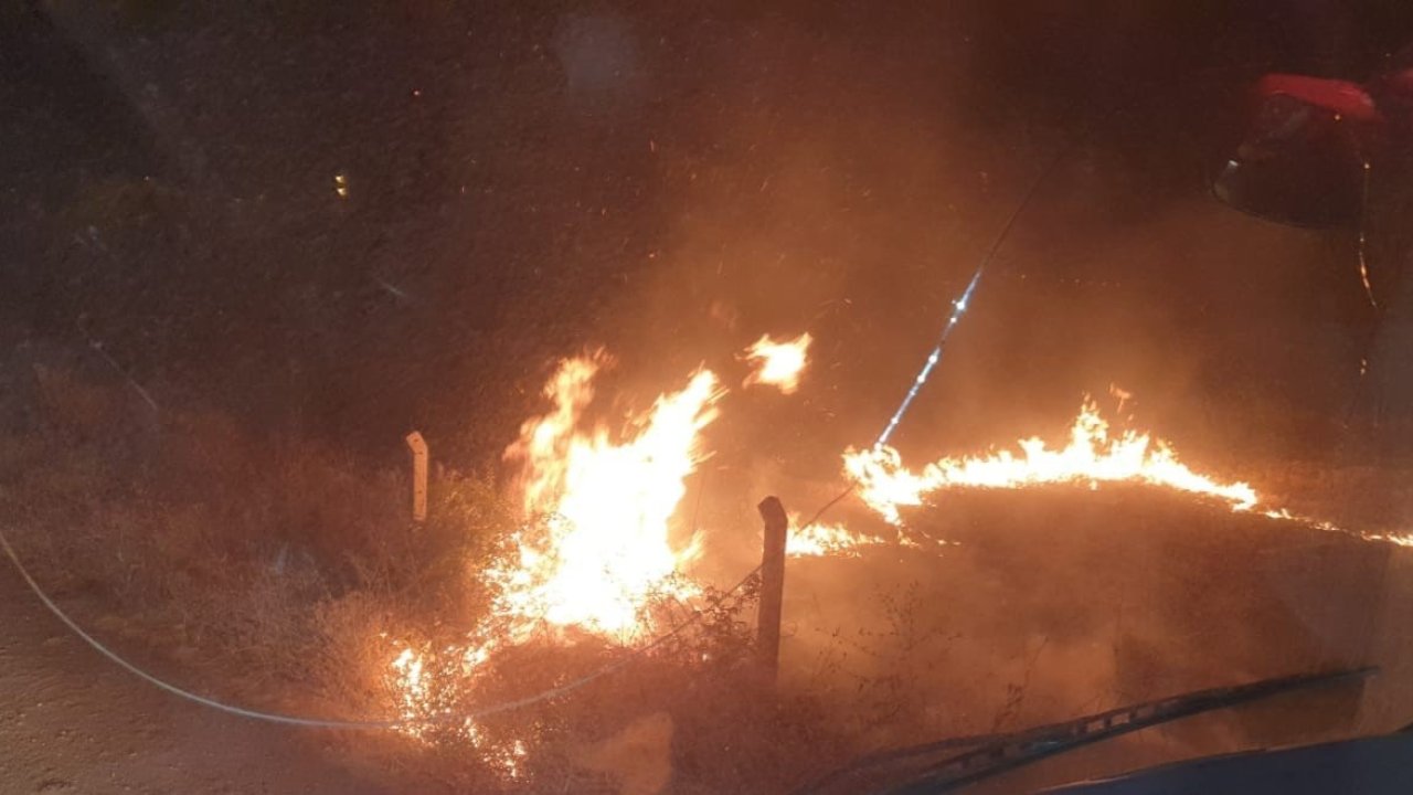 Kovancılar’da anız yangını paniğe neden oldu