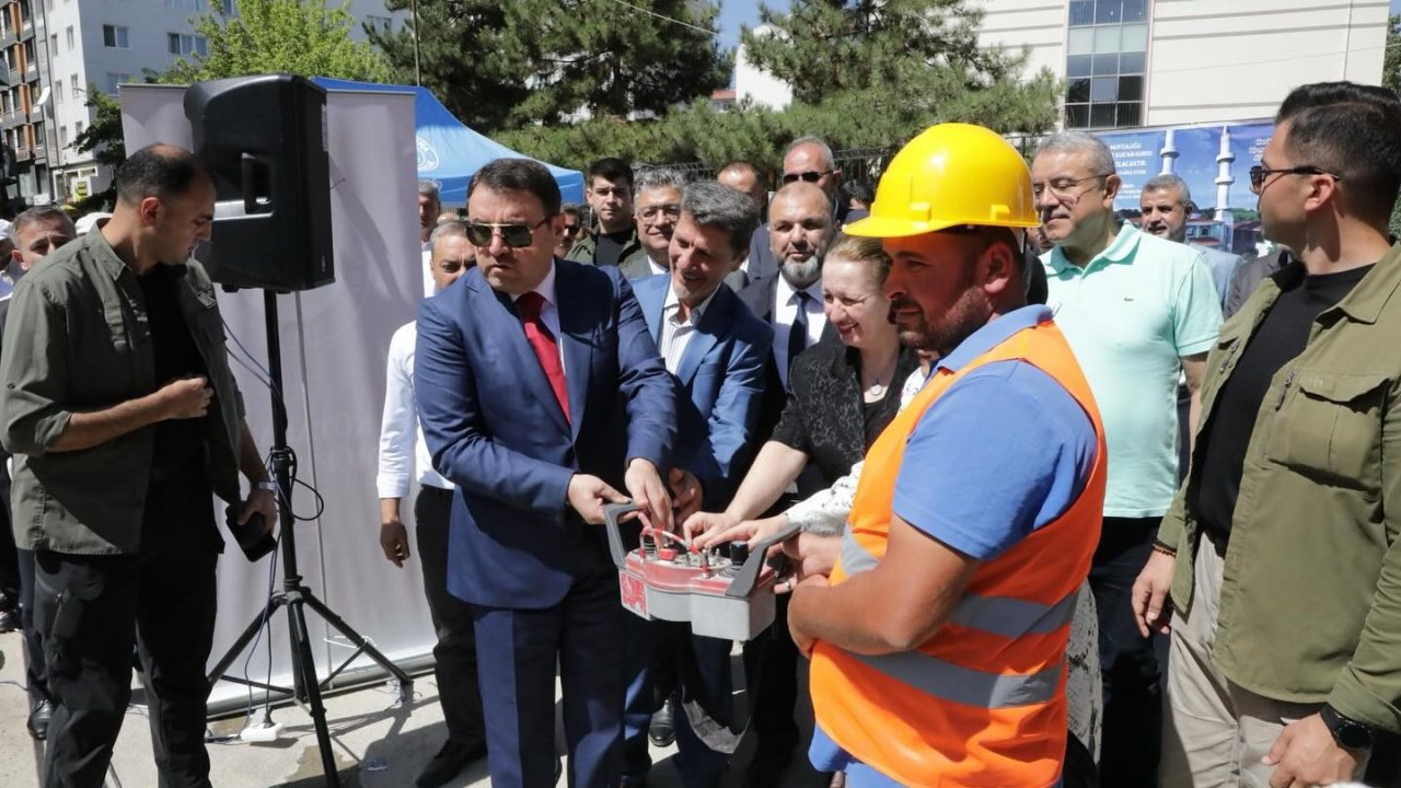 Kütahya’da Şevelli Camii’nin temeli dualarla atıldı