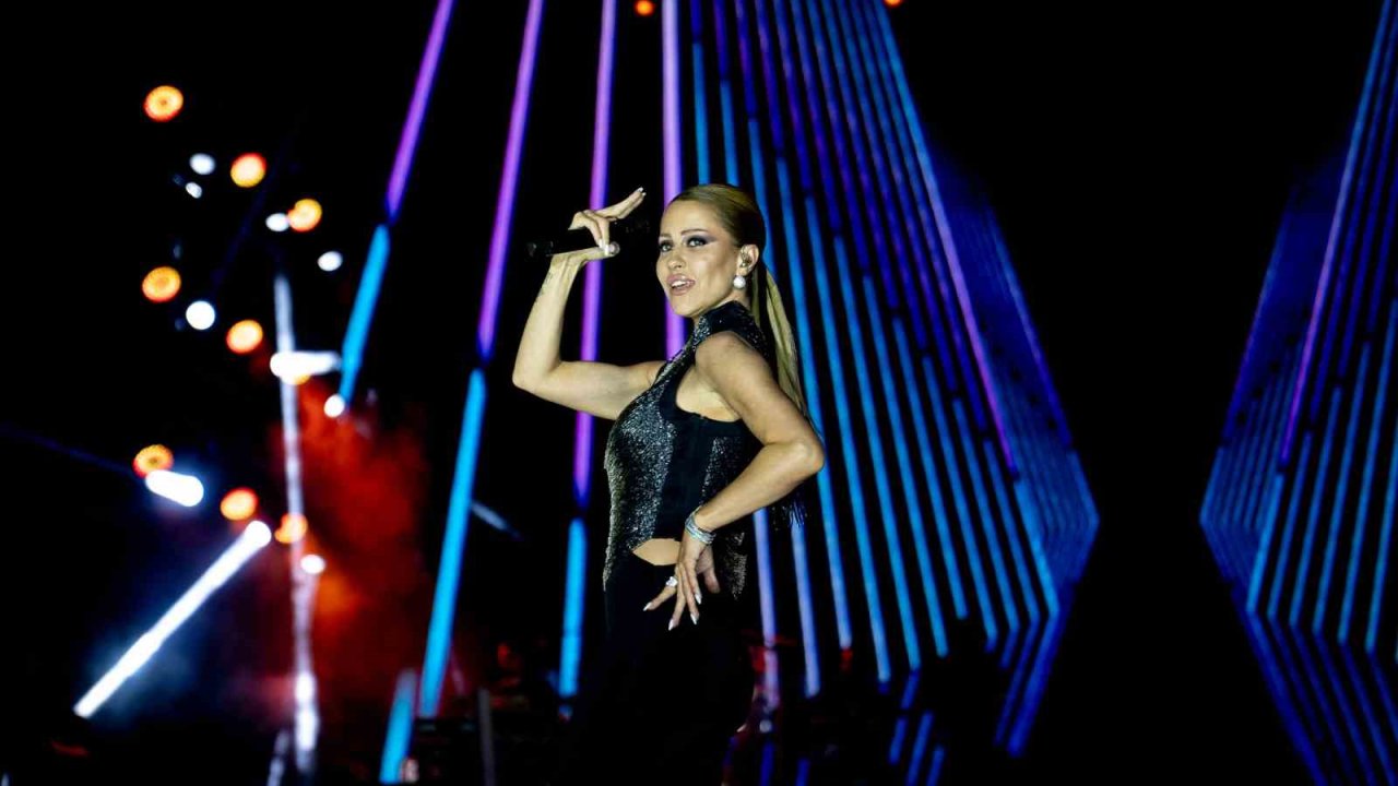 Erzurum’da Derya Uluğ coşkusu